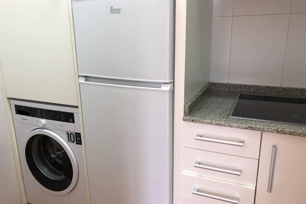 Junto Camino De Santiago,1ª Linea De Playa Apartment Финистере Екстериор снимка