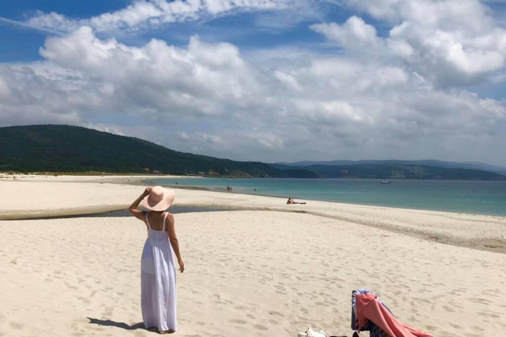 Junto Camino De Santiago,1ª Linea De Playa Apartment Финистере Екстериор снимка